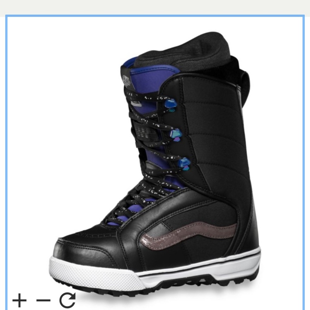 snow boots vans - new never used in the box